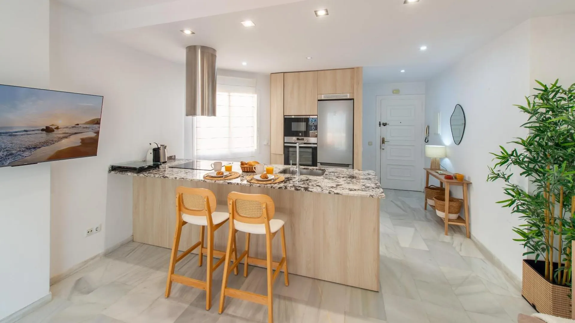 Penthouse With Terrace In Marbella- Costa Del Sol Apartment